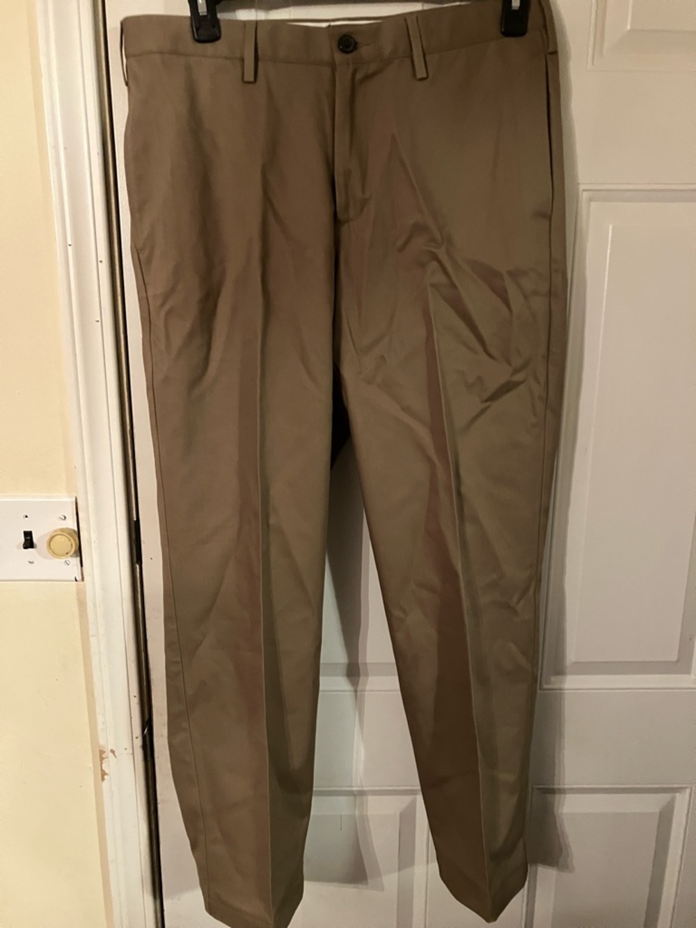 Men's Classic Tan Dress Pants